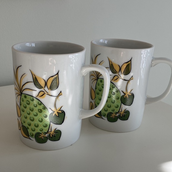 Creative Fine China Japanese Vintage Mugs Japan # 10 Cups Pineapple Strawberry - Picture 4 of 16